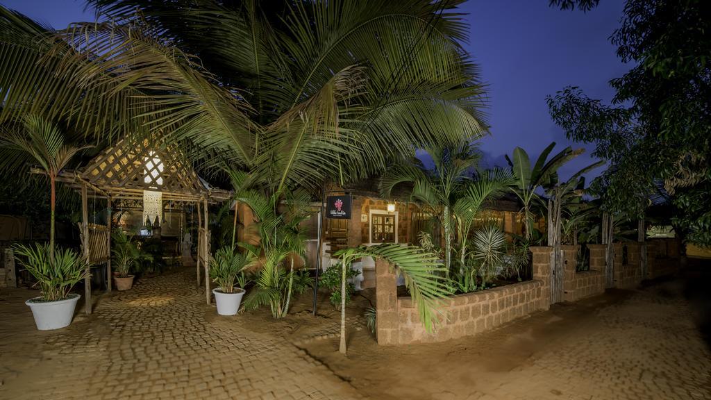 Little India Beach Cottages บากา ภายนอก รูปภาพ