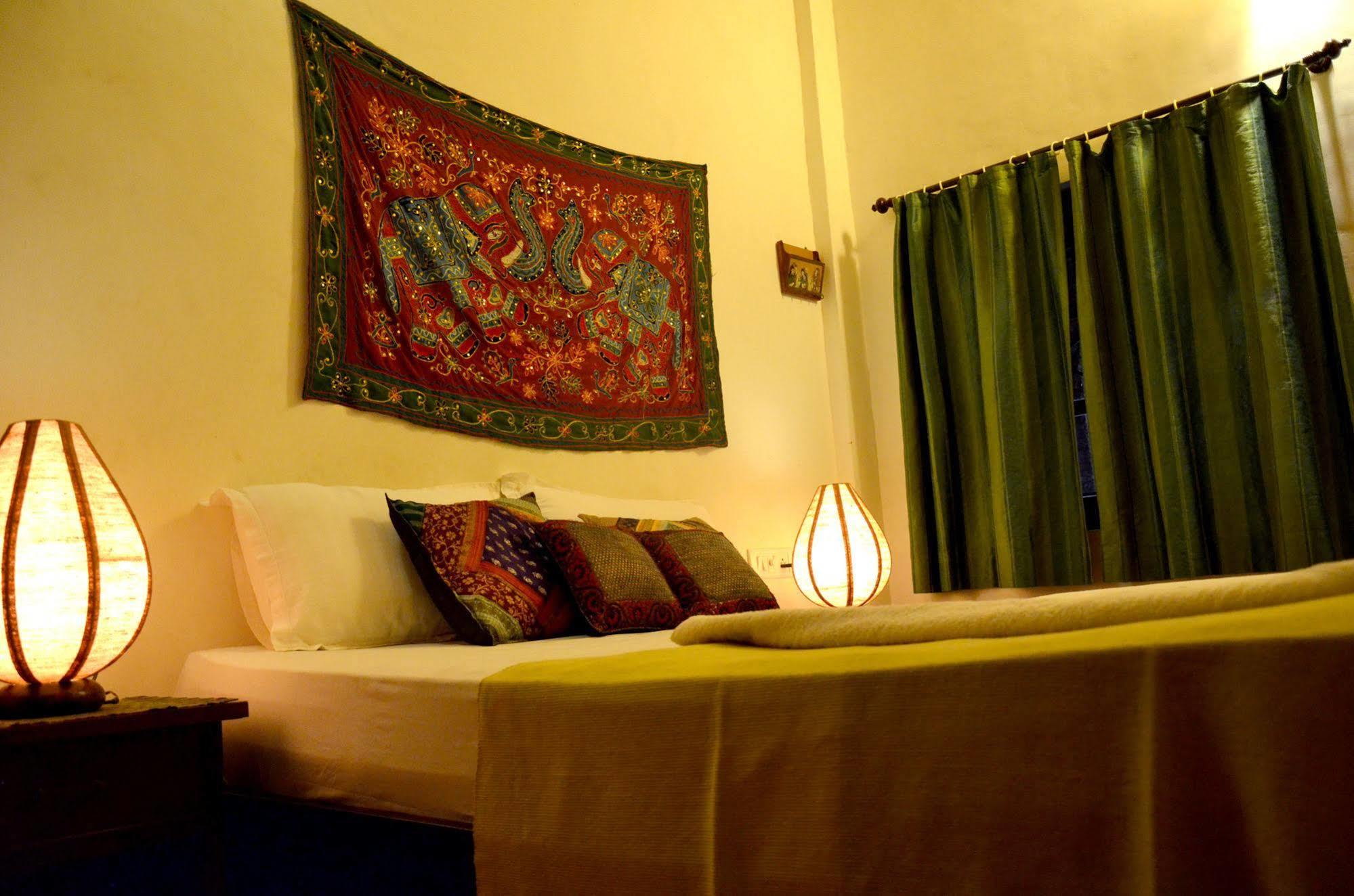 Little India Beach Cottages บากา ภายนอก รูปภาพ