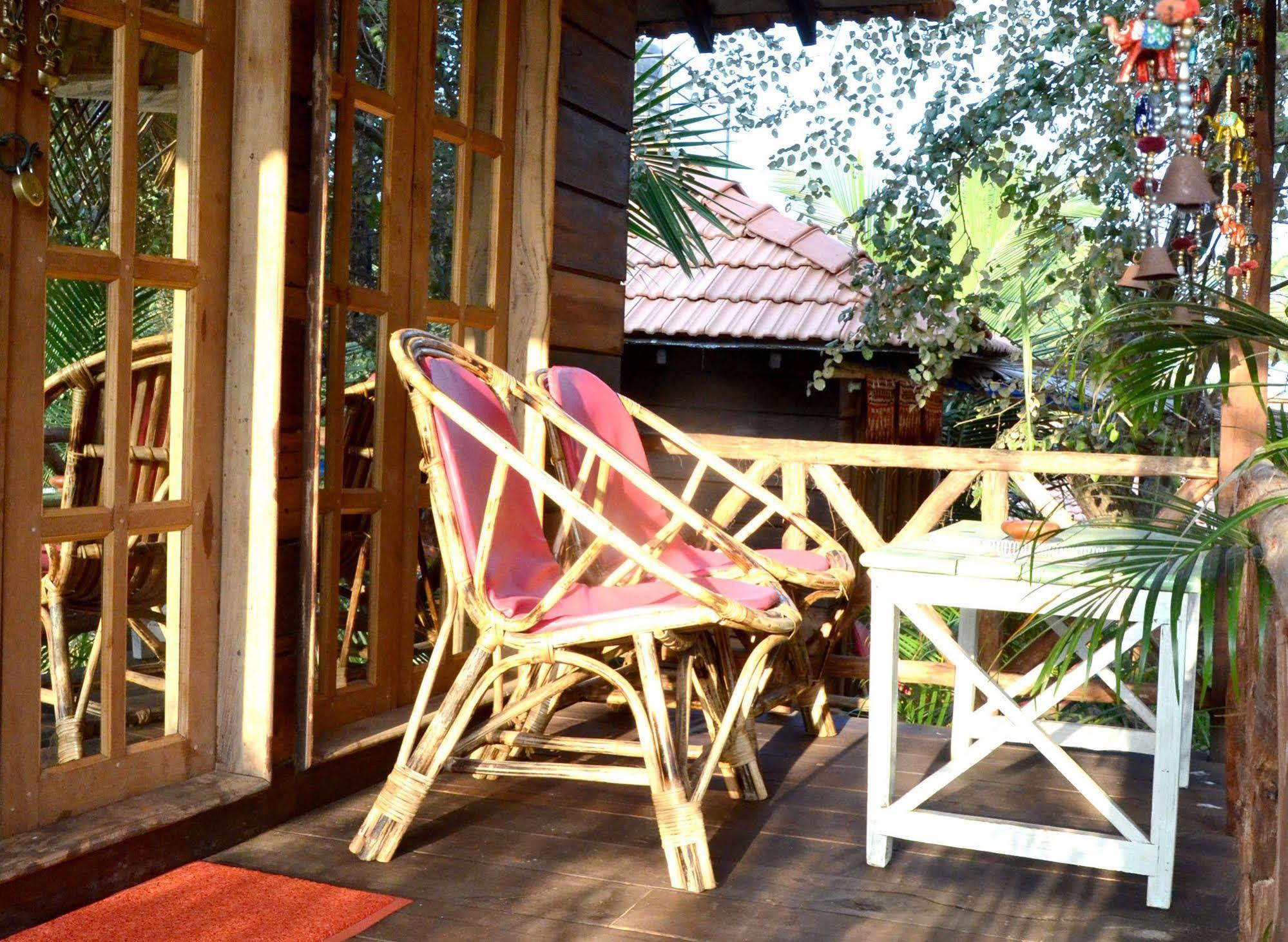 Little India Beach Cottages บากา ภายนอก รูปภาพ